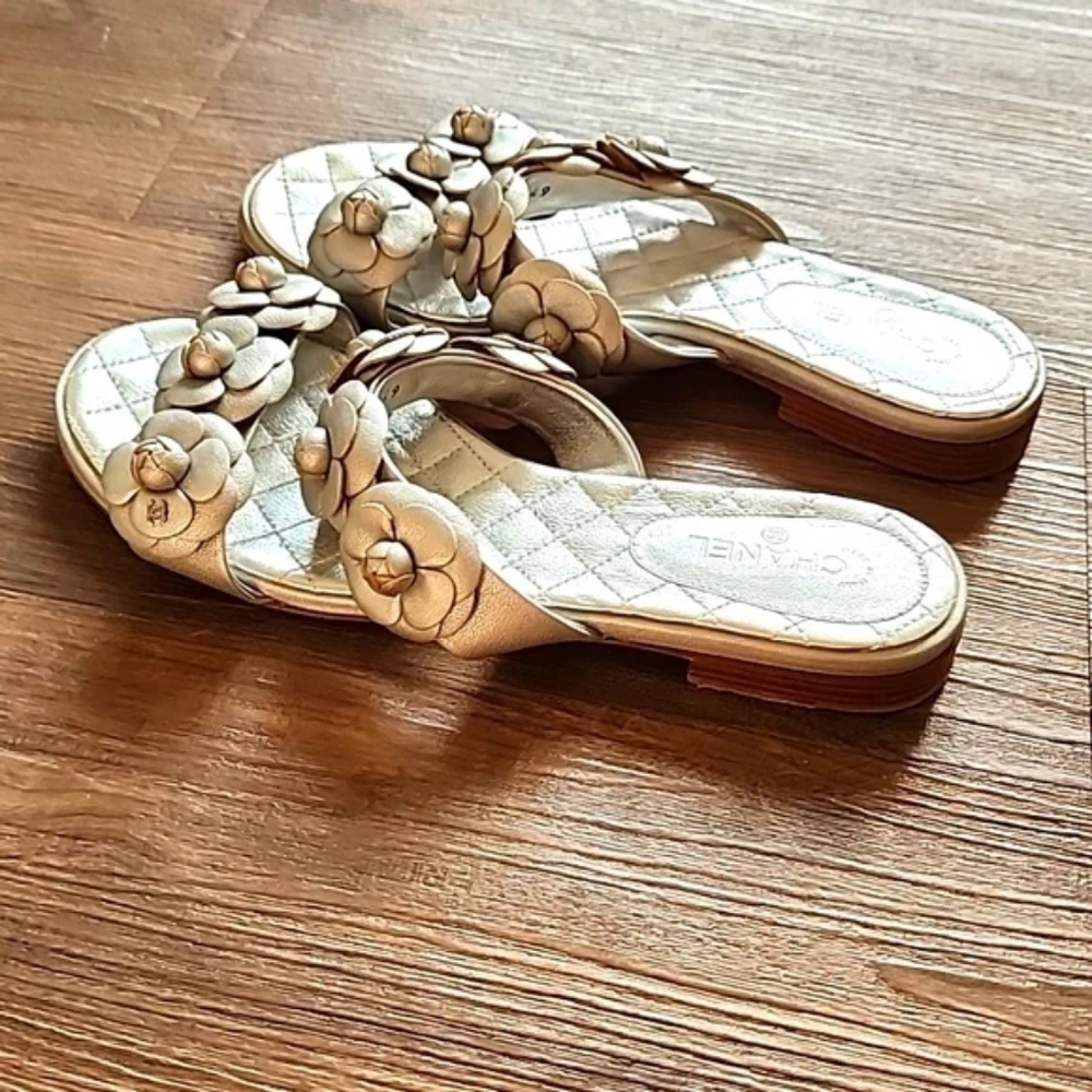Chanel Camellia Sandals - Picture 3 of 10